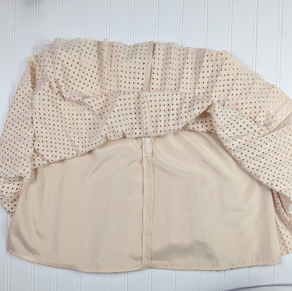 J. Crew Cream Laser Cut Skater Skirt 6 - Picture 7 of 8
